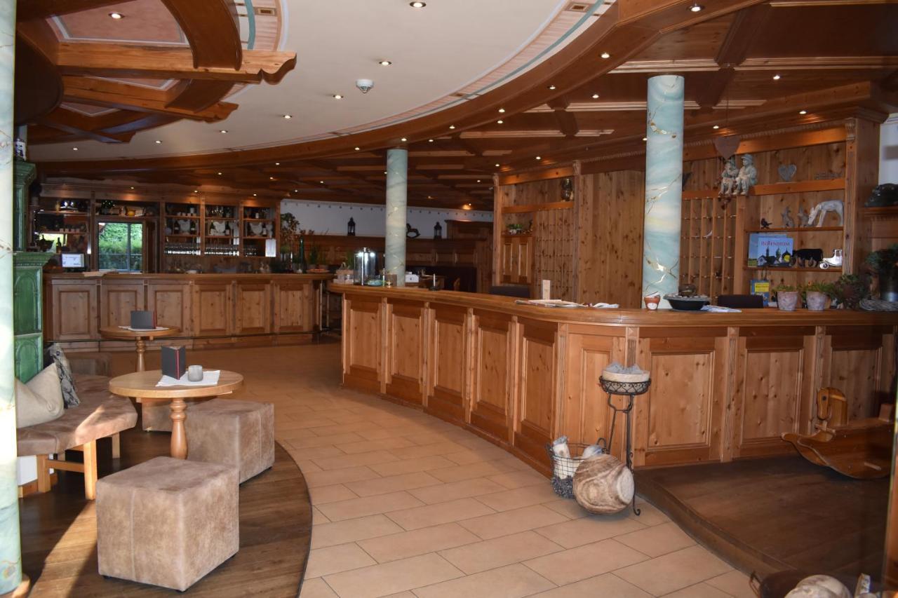 Hotel Happinger Hof Rosenheim Bagian luar foto