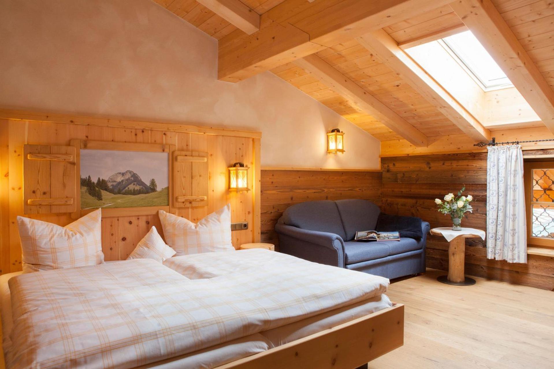 Hotel Happinger Hof Rosenheim Bagian luar foto