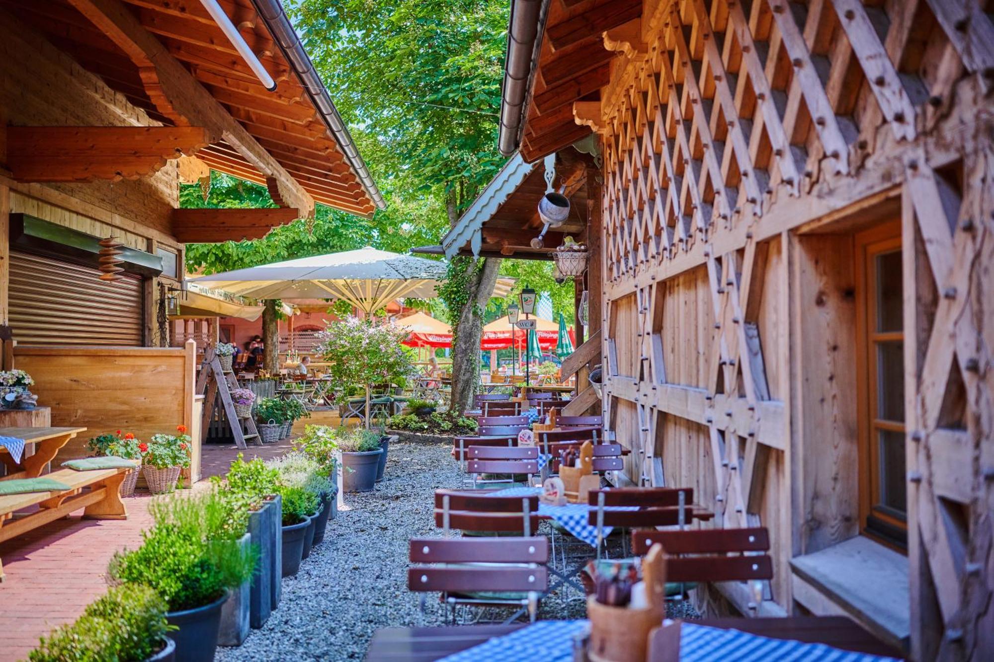 Hotel Happinger Hof Rosenheim Bagian luar foto